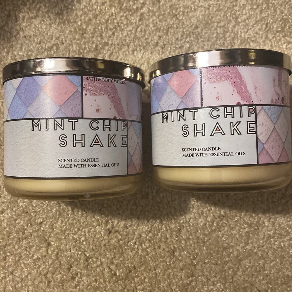 bath and body works mint chip‎ shake candles 2x